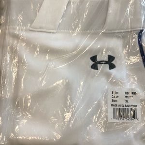 New with tags Under Armour baseball pants